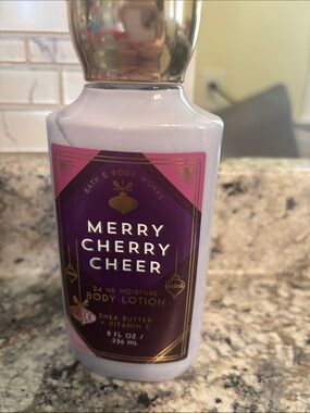 Bath & Body Works Merry Cherry Cheer Body Lotion - Purple & Pink